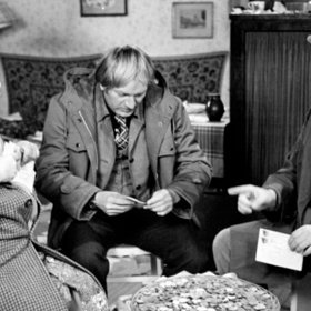 Tak kolik hloupých lidí nám poslalo tu pětikorunu?