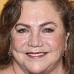 ...pak její kariéra začala prudce klesat. Navíc ji začala sužovat revmatoidní artritida.