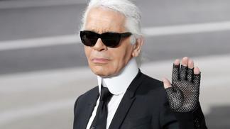 Módní návrhář Karl Lagerfeld zemřel 19. února 2019 v nedožitých 86 letech.