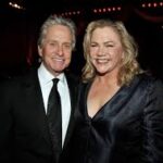 ...stále je velký elegán, byť do jeho života zasáhlo nádorové onemocnění v oblasti krku. 