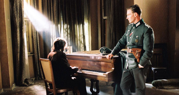 Pianista je francouzsko-německo-polsko-nizozemský dramatický film, který v roce 2002 natočil režisér Roman Polanski. 