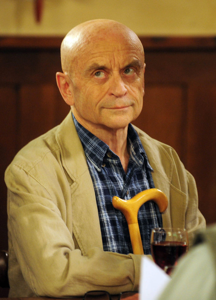 Byl často obsazován do vedlejších rolí ve filmu i televizi, spolupracoval s rozhlasem a dabingem. Pedagogicky působil na pražské Státní konzervatoři a DAMU.