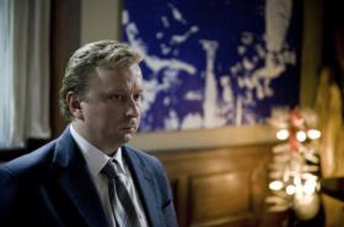 Film scenáristy a režiséra Slávka Horáka se snaží zachytit události v životě Václava Havla od roku 1968, kdy byl mladým úspěšným dramatikem, přes vpád vojsk Varšavské smlouvy a období, kdy se jako zakázaný autor stáhl do ústraní na chalupu u Trutnova. Snímek se zabývá také vztahem Havla s jeho první manželkou Olgou a sleduje jeho souboj s tehdejším vládnoucím režimem až k přelomovým událostem roku 1989.