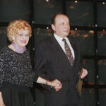 Kromě Velké pražské operety během 2. světové války hrála v holešovické Uranii, po válce pak v Divadle 5. května, v Divadle W+V, nakonec 34 let působila v Hudebním divadle v Karlíně.