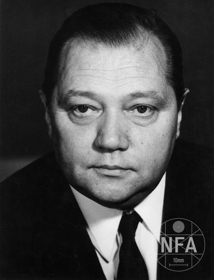 Rudolf Hrušínský st. zemřel po těžké nemoci 13. dubna 1994 v Praze ve věku nedožitých sedmdesáti čtyř let.