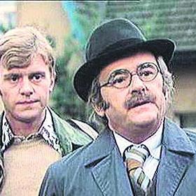 Další a dodnes známé herecké příležitosti mu přinesly filmy Jiřího Menzela; poprvé hrál po boku Magdy Vášáryové správce pivovaru v hrabalovském filmu Postřižiny.