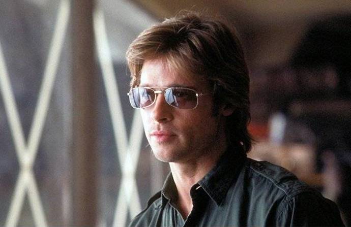 Tajný agent CIA Nathan Muir má před sebou poslední den práce. V ranních hodinách se od přítele Duncana z Hongkongu dozví, že v Číně byl uvězněn za špionáž jeho přítel a bývalý žák Thomas Bishop, který násilně vnikl do jedné z věznic.