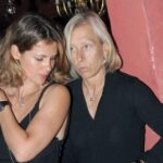 V zemi za velikou louží se zprvu prosazovala velmi těžce (od r. 1981 byla americkou občankou) a opravdové problémy nastaly, když přímá Návrátilová přiznala otevřeně svou homosexuální orientaci.