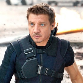 Hvězdu série filmů Avengers pak manželka nařkla z toho, že byl alkoholik a často na drogách...