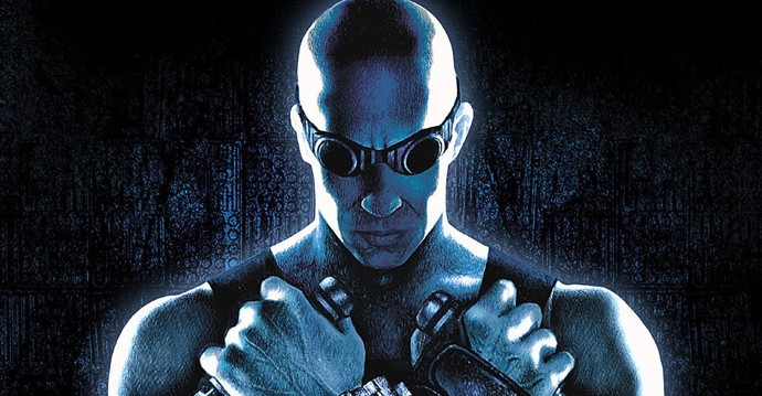 Skupina uskuteční svůj plán a dosáhne trosek lodi, ze kterých získá energetické články, ale zatmění přijde dřív, než očekávali. Všechny tři slunce jsou zastíněny a pouštní planetou se rozhostí totální tma. Z nor začnou vylétávat obrovské roje masožravých tvorů, kteří stihnou zabít několik dalších přeživších. 