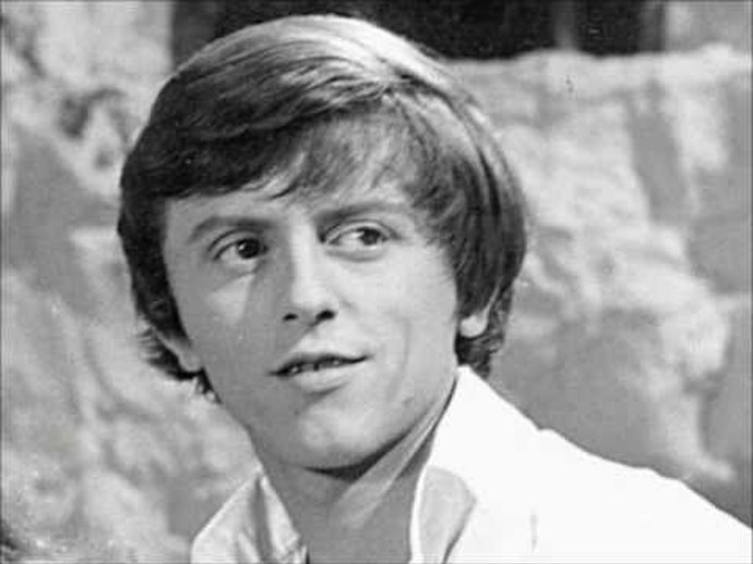 V roce 2002 ho postihla mrtvice, po které se musel znovu učit mluvit a zpívat (zpívá již jen písně s pomalým rytmem). V roce 2011 natočil se skupinou Umakart velmi úspěšný filmový soundtrack k filmu Alois Nebel s názvem Půlnoční. 