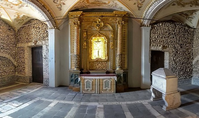 Útěchu může každý návštěvník najít před Bohem.