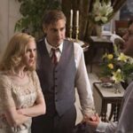 Ten ale netuší, že má vyvrátit jeho pověst válečného hrdiny a že pokud se jí to podaří, má získat místo zástupkyně ředitele. Dodge Carterovi nabízí 5 tisíc za zápas. CC si s ním chce promluvit a Carter jde zatím uskutečnit slibovaný rozhovor s Lexie. Nakonec se domluví na 25 tisících za zápas.