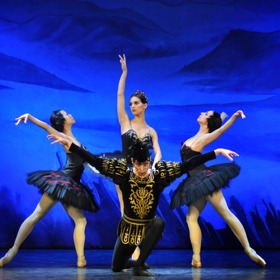 Velkolepá akce pro milovníky baletu: Jeden z nejúspěšnějších souborů světa Royal Moscow Ballet míří do Prahy