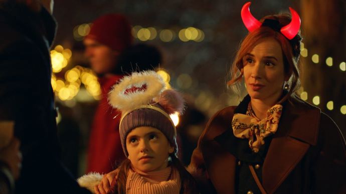  Film se odehrává v pohádkově zasněžených Vysokých Tatrách, kde se na jednom místě sejde parta kamarádek, jejich blízcí i úplní cizinci.