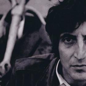 Ke zpěvu ani ke hře na klavír, k níž ho rodiče přihlásili, však malý Pavel zpočátku příliš vztah neměl.