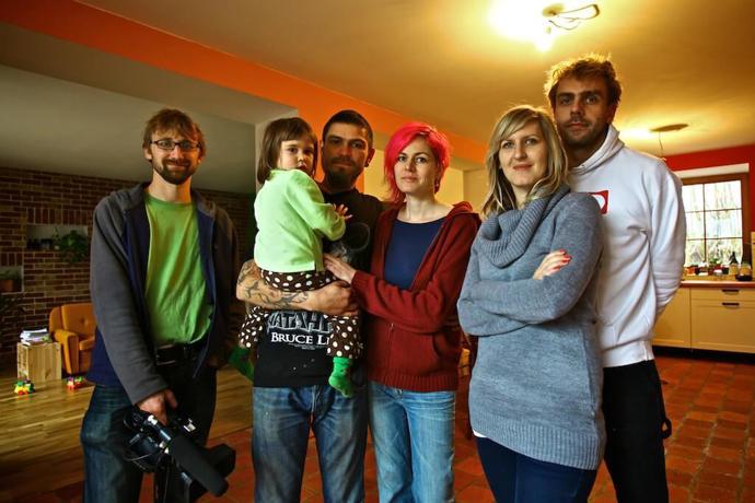 Mirka a Kuba se seznámili na technoparty, narodila se jim dcera a rozhodli se vzít.