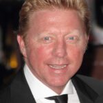 Boris Becker je bývalý profesionální německý tenista, olympijský vítěz ve čtyřhře z LOH 1992 v Barceloně a trojnásobný šampion ve dvouhře na nejslavnějším turnaji světa ve Wimbledonu, na kterém se stal v roce 1985 nejmladším vítězem v jeho historii.