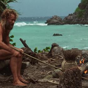 Přežil sice, ale ocitl se na nejodlehlejším a nejopuštěnějším místě, jaké si kdy uměl představit.