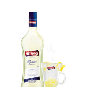 4 cl Metropol Bianco
1 dl vody
čerstvý zázvor, cukr.

Všechny ingredience svaříme.
