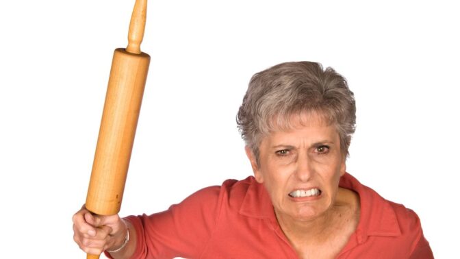 „Vybral si špatný dům,“ řekla seniorka poté, co pořádně zmlátila zloděje, který se k ní vloupal