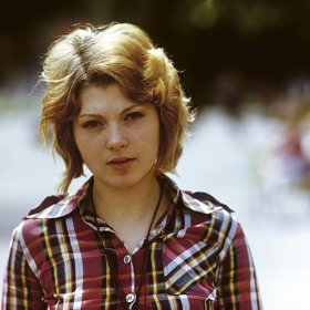 V posledních letech spolupracovala s méně známými skupinami, jako Nota Bene, Pirillo, Petarda, Royal Beat a dalšími. 