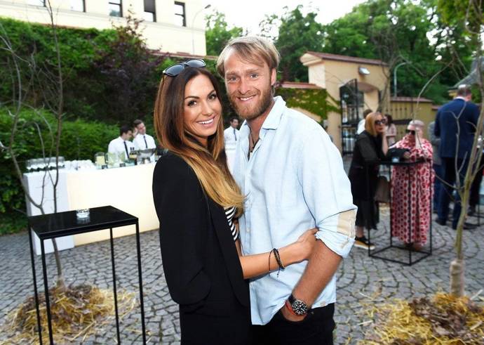 Pravidelně publikuje své rybářské články v odborných časopisech. Roku 2010 byl poctěn nabídkou, aby napsal hlavní článek o lovu tygří ryby v Kongu do ročenky IGFA. Roku 2010 dokončil svoji první autorskou knihu „Můj přítel sumec“ u nakladatelství Fraus. Roku 2012 vyšla jeho druhá kniha „Můj život s rybami“ u nakladatelství Universum. 