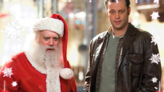 Fred Claus (Vince Vaughn) vyrostl ve stínu obdivovaného mladšího bratra Santy a stal se z něho zachmuřený bručoun, který už nevěří na Vánoce. Jednoho kouzelného prosince však přesto vyrazí první sobí třídou na sever, protože zjistil, že Santa je v maléru.