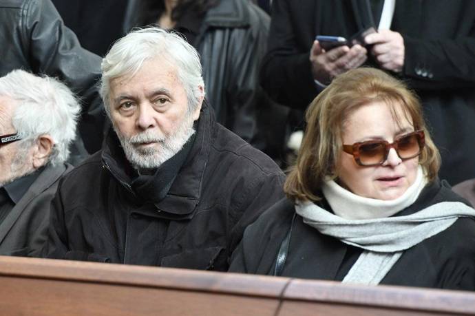 Poté zakotvil až do roku 1992 v Činoherním klubu, kde si svými výkony získal oblibu i u kritiky.