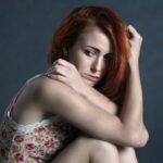 Do fantazie můžeme také utíkat od problémů, které bychom měli řešit. Žít ve světě fantazie je přitom snazší než žít v reálném světě. 