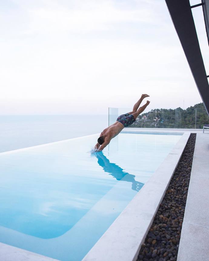 A přesně takovéto snímky po svém osobním fotografovi chce. Přihlásíte se do výběrového řízení na práci snů?