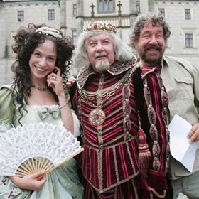 Nejkrásnější hádanka je česká filmová pohádka, kterou na námět pohádek Jana Drdy natočil režisér Zdeněk Troška.