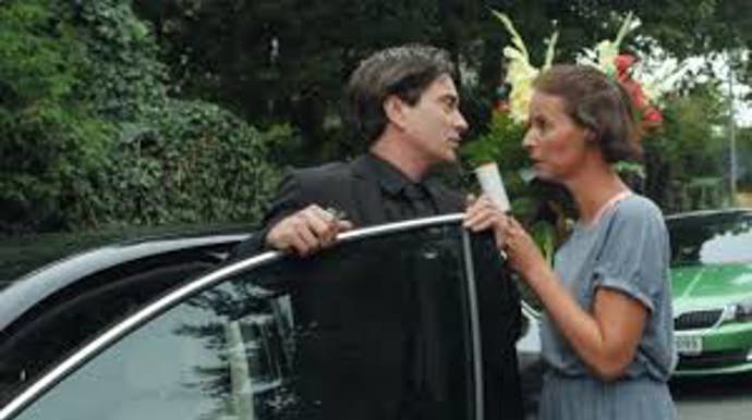 Bláznivá hra může začít.