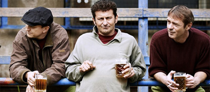 Ještě před koncem natáčení, v červnu 2013, poslal advokát Ivana Langera tvůrcům filmu dopis, aby se zdrželi jakéhokoliv užívání Langerova „jména a příjmení či identity“.