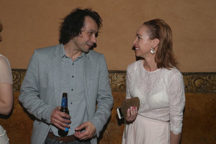 V následujících letech si zahrál v TV inscenacích a především filmech, včetně Divokých včel (2001) oceněných v na MFF v Rotterdamu.