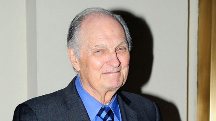 Postupem času se čím dál tím více zapojoval do samotného natáčení. Začal producentům nabízet své nápady a dialogy.