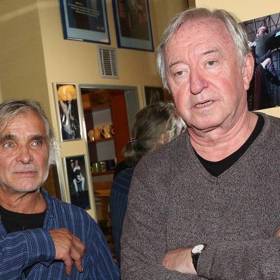 Jiří Lábus se narodil 26. ledna 1950 v Praze v porodnici v Londýnské ulici. Jeho otec byl architekt, matka zdravotní sestra. Na Vinohradech v Bělehradské ulici také společně s rodiči a bratrem bydlel.