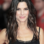 Sandra Bullock se rozhodla změnit partnera poté, co vyhrála Oscara za film Zrození šampióna. Důvod? Podváděl ji.

