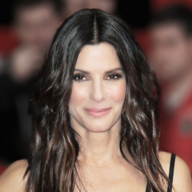 Sandra Bullock se rozhodla změnit partnera poté, co vyhrála Oscara za film Zrození šampióna. Důvod? Podváděl ji.

