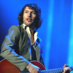 Navštěvoval školu v Harrow a následně nastoupil na Královskou vojenskou akademii v Sandhurstu. Před uvedením svého alba byl důstojníkem britské armády a dokonce sloužil v mírových silách NATO v Kosovu. 9. dubna 2002 na pohřbu Královny Matky Alžběty, byl mezi těmi, kteří nesli rakev.