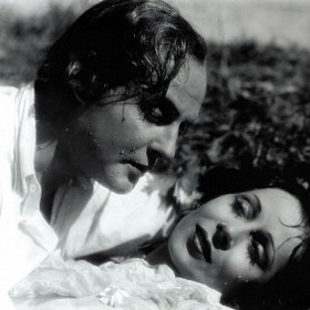  Postupně působil také v Belgii, ve Francii a od roku 1942 v Anglii, kde pro R. A. F. natáčel např. dokumentární filmy o boji Československa proti nacistům.