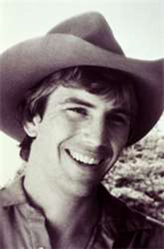 Herec je také otcem nemanželského syna Liama.