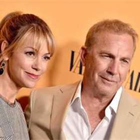 Kevin Michael Costner je americký herec, zpěvák, režisér a producent.