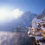 Hallstatt je rakouské městečko ležící v Solné komoře. Patří ke světovému dědictví UNESCO.
