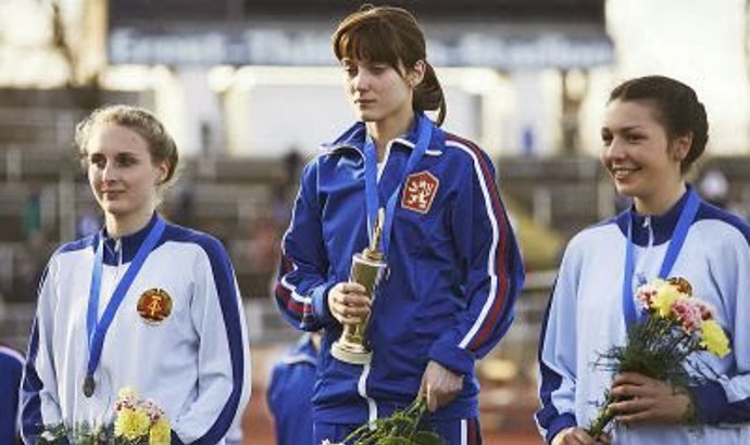 Fair Play je český film režisérky Andrey Sedláčkové. Odehrává se v roce 1983 v Československu a vypráví o sprinterce Anně, která bojuje o účast na olympijských hrách a lidé okolo ní jí začnou podávat anabolické steroidy.