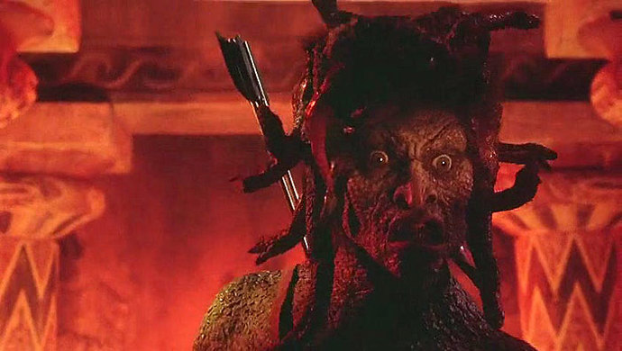 Přestože byla Medusa jen loutkou, nelze na ni zapomenout. Původně jí měl Perseus useknout hlavu štítem. Pak se scénář změnil a ze štítu se rázem stala ochrana proti Medusiným očím.