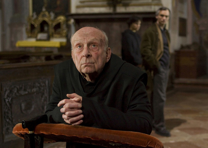 Stanislav Zindulka se hercem nestal, on se hercem narodil. „Vlasta Fabiánová nás naučila zodpovědnosti k divadlu, zapalovala v nás vášeň a pro divadlo doslova hořela. To samé jsem učil své studenty.“ Na snímku ve filmu Ďáblova lest (2009).