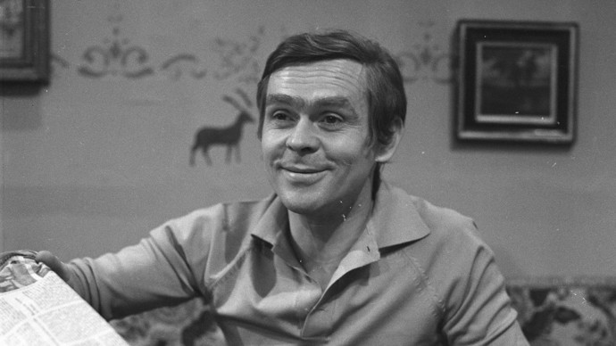 Květa Fialová, spolužačka Eduarda Cupáka z JAMU na něj vzpomínala: „On byl zamlada takovej krásnej chlapeček. Jako andělíček.“