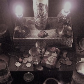 Z natáčení filmu nakonec sešlo a brazilský šaman vzal celou věc jako urážku. Welles byl až do konce života přesvědčený, že ho šaman proklel pomocí rituálu voodoo. "Na mém psacím stole ležely desky se scénářem a celý ten svazek byl proražen dlouhou ocelovou jehlou. K ní bylo přivázáno dlouhé vlákno červené vlny," svěřil se v jednom z rozhovorů.