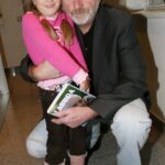 Po absolutoriu gymnázia v Ostravě se nejprve vyučil fotografem, teprve poté šel studovat na pražskou DAMU, kterou absolvoval v roce 1975. 